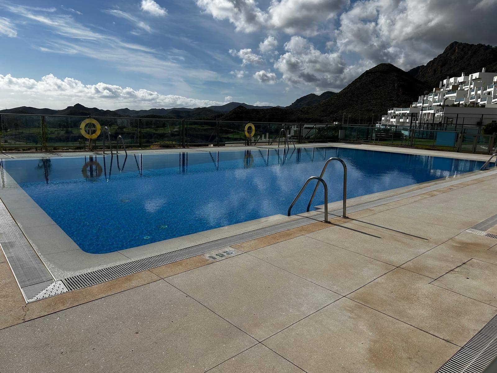 Apartamento de 3 habitaciones en Pulpí en venta con piscina - 270.000 € (Ref: 9452850)