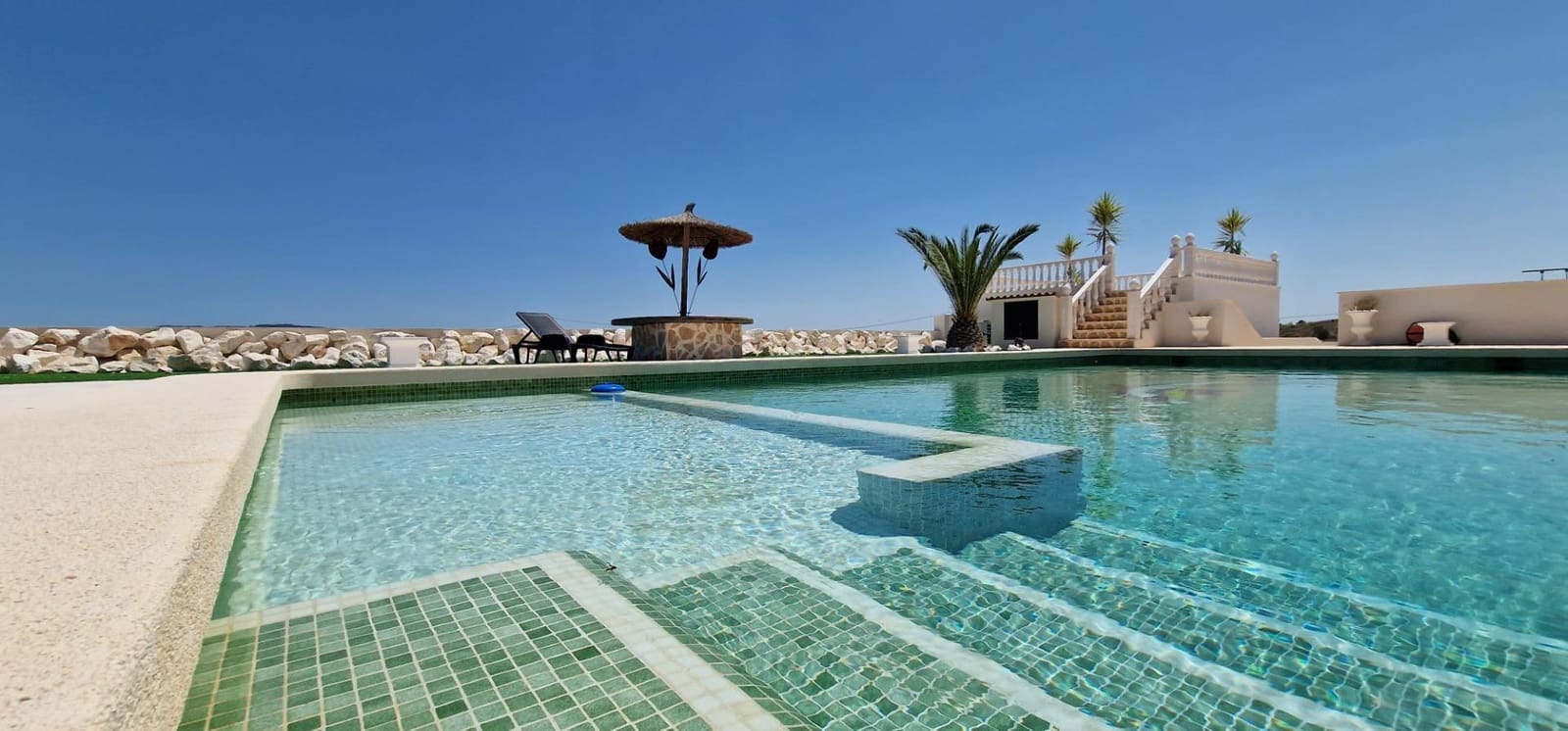 4 bedroom Finca/Country House for sale in Pinoso with pool garage - € 599,000 (Ref: 9619520)