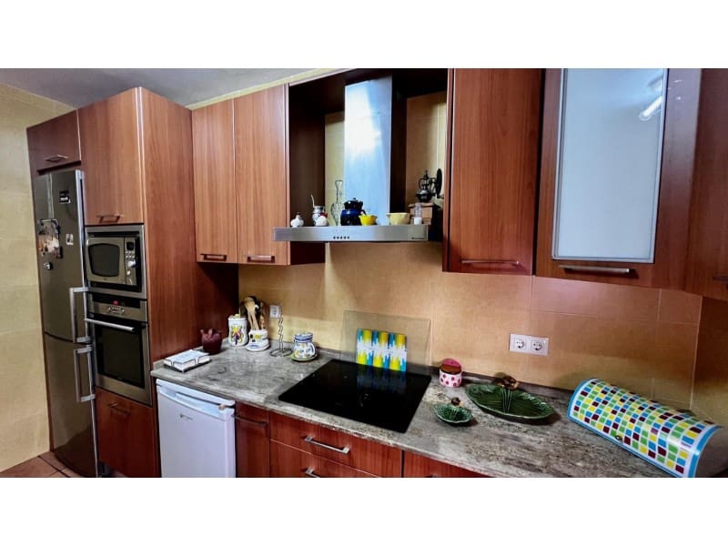 3 makuuhuone Huoneisto myytävänä paikassa San Juan de los Terreros mukana 
autotalli - 265 000 € (Ref: 9777173)