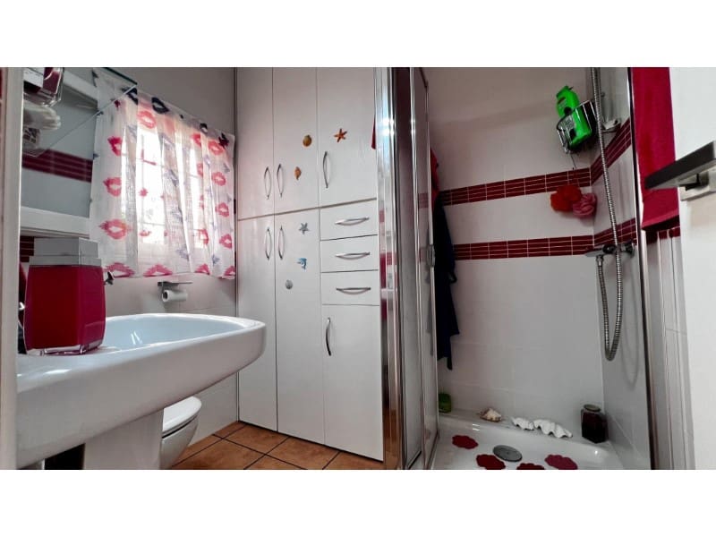 3 makuuhuone Huoneisto myytävänä paikassa San Juan de los Terreros mukana 
autotalli - 265 000 € (Ref: 9777173)