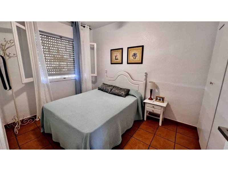 3 makuuhuone Huoneisto myytävänä paikassa San Juan de los Terreros mukana 
autotalli - 265 000 € (Ref: 9777173)