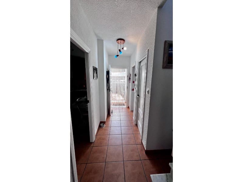 3 makuuhuone Huoneisto myytävänä paikassa San Juan de los Terreros mukana 
autotalli - 265 000 € (Ref: 9777173)