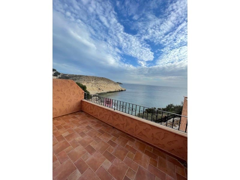 3 makuuhuone Huoneisto myytävänä paikassa San Juan de los Terreros mukana 
autotalli - 270 000 € (Ref: 9777174)