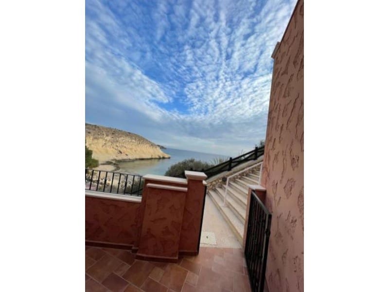 3 makuuhuone Huoneisto myytävänä paikassa San Juan de los Terreros mukana 
autotalli - 270 000 € (Ref: 9777174)