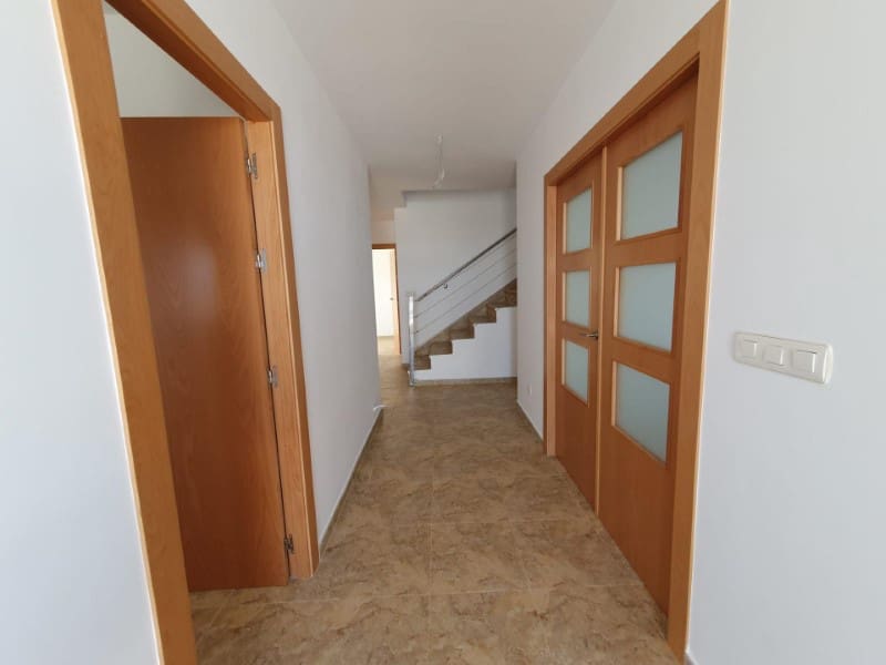 5 sypialnia Willa na sprzedaż w Lorca z garażem - 289 000 € (Ref: 9777180)