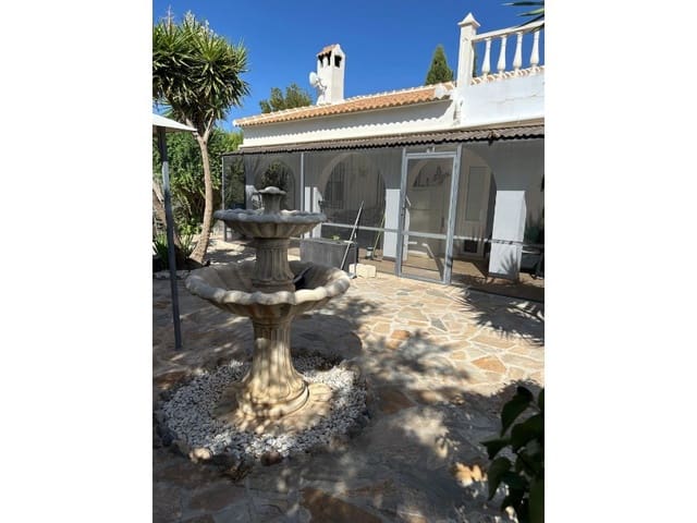 3 slaapkamer Villa te koop in Oria met garage - € 220.000 (Ref: 9777190)