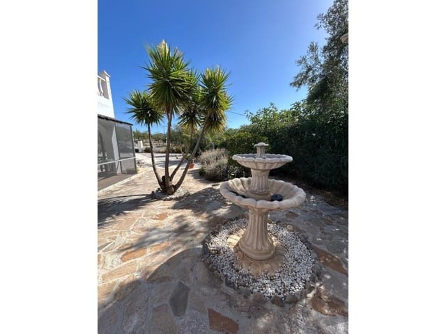 3 slaapkamer Villa te koop in Oria met garage - € 220.000 (Ref: 9777190)