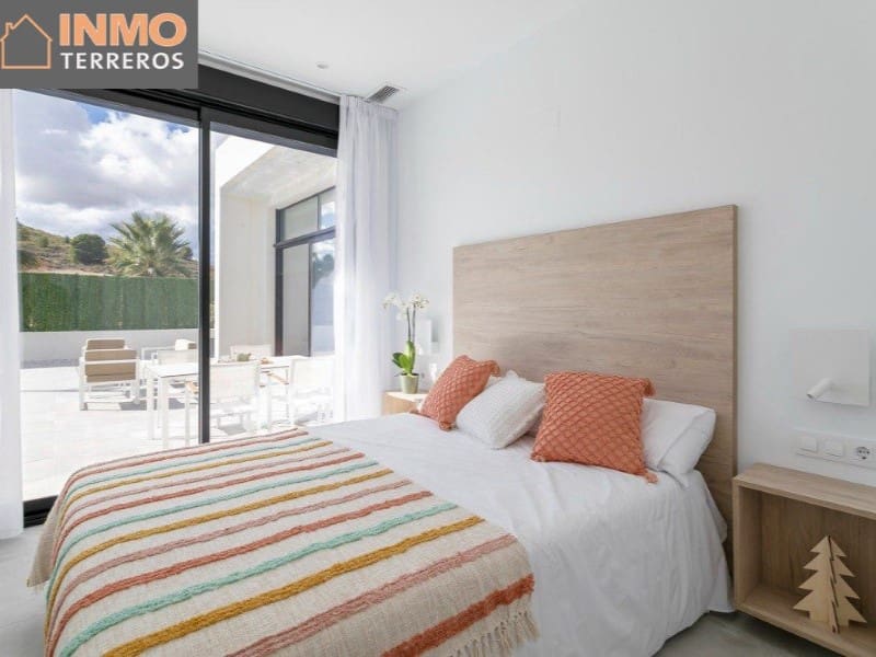 3 bedroom Villa for sale in Calasparra with pool garage - € 262,000 (Ref: 9777195)