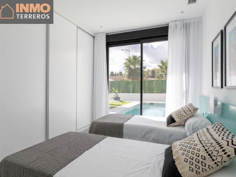 3 bedroom Villa for sale in Calasparra with pool garage - € 262,000 (Ref: 9777195)