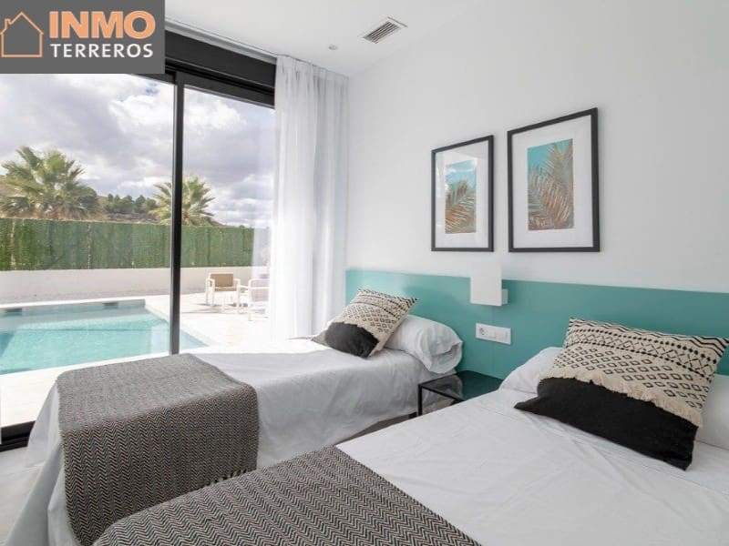 3 bedroom Villa for sale in Calasparra with pool garage - € 262,000 (Ref: 9777195)