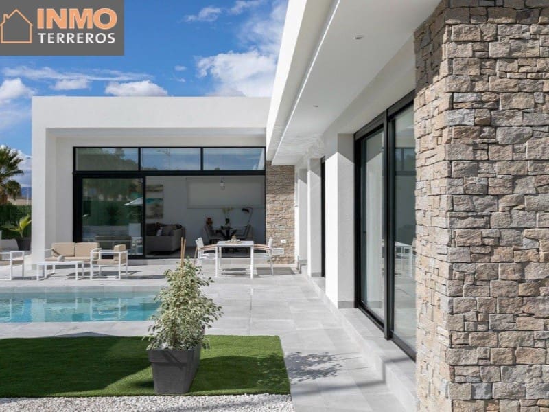 3 bedroom Villa for sale in Calasparra with pool garage - € 262,000 (Ref: 9777195)