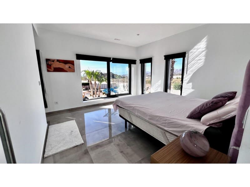 3 Zimmer Villa zu verkaufen in San Juan de los Terreros mit Pool Garage - 795.000 € (Ref: 9777197)