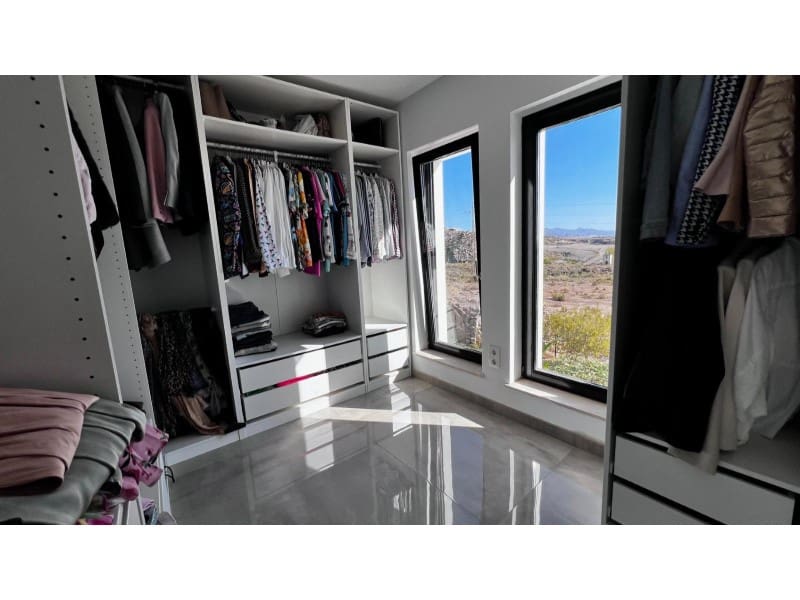 3 Zimmer Villa zu verkaufen in San Juan de los Terreros mit Pool Garage - 795.000 € (Ref: 9777197)