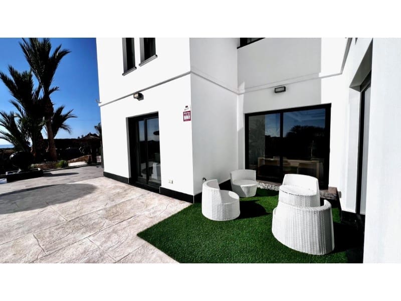 3 Zimmer Villa zu verkaufen in San Juan de los Terreros mit Pool Garage - 795.000 € (Ref: 9777197)