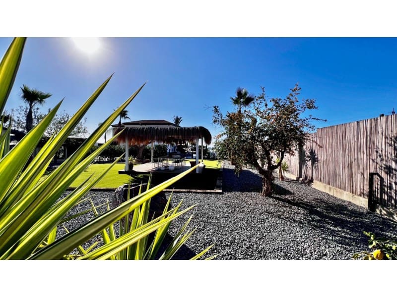 3 Zimmer Villa zu verkaufen in San Juan de los Terreros mit Pool Garage - 795.000 € (Ref: 9777197)