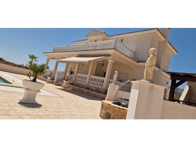 4 slaapkamer Finca/Landhuis te koop in Pinoso met zwembad garage - € 599.000 (Ref: 9777203)