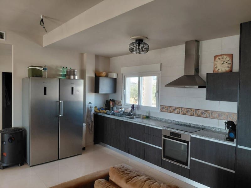 4 slaapkamer Finca/Landhuis te koop in Pinoso met zwembad garage - € 599.000 (Ref: 9777203)