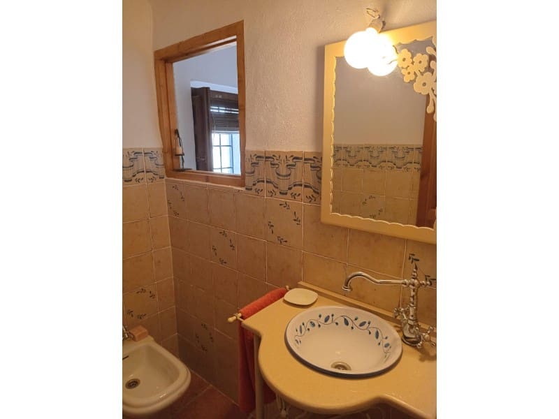 7 bedroom Finca/Country House for sale in Velez-Blanco with garage - € 395,000 (Ref: 9777206)