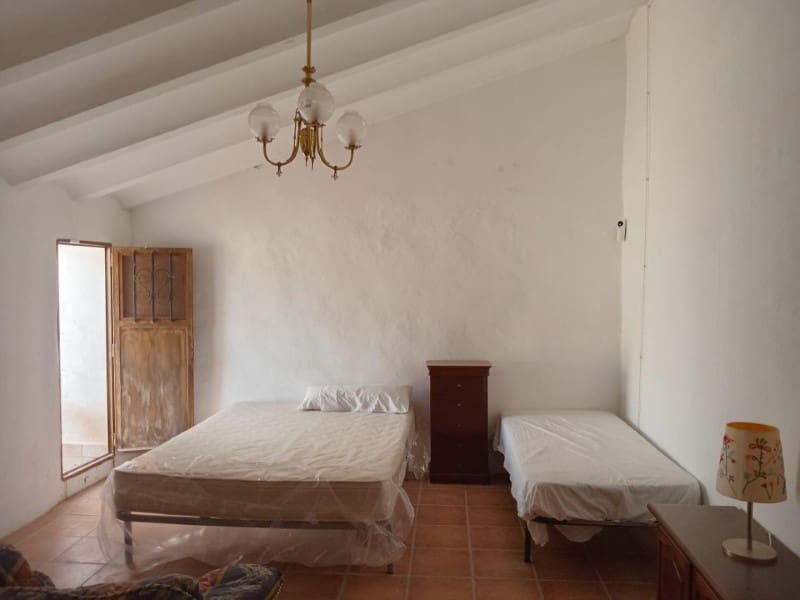 7 bedroom Finca/Country House for sale in Velez-Blanco with garage - € 395,000 (Ref: 9777206)