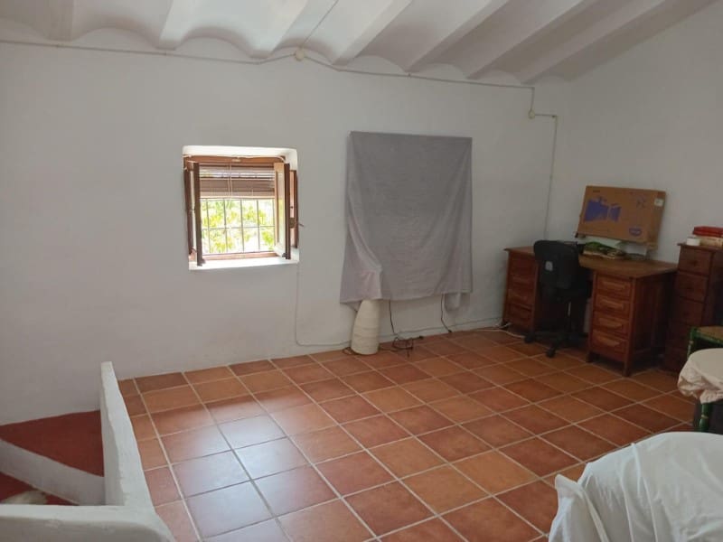 7 bedroom Finca/Country House for sale in Velez-Blanco with garage - € 395,000 (Ref: 9777206)