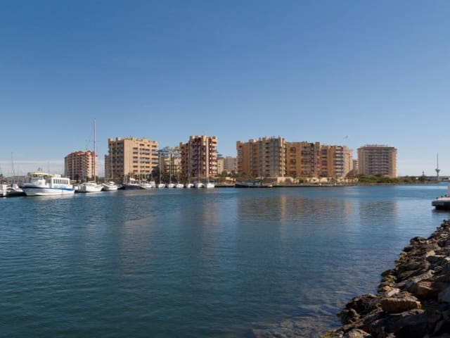 3 sovrum Lägenhet till salu i La Manga del Mar Menor med pool - 254 000 € (Ref: 9825150)