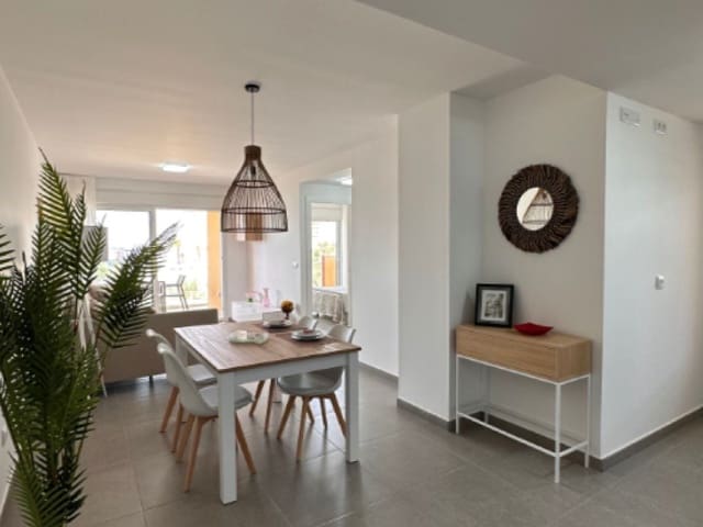 3 sovrum Lägenhet till salu i La Manga del Mar Menor med pool - 254 000 € (Ref: 9825150)