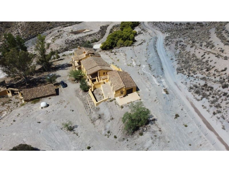Finca/Country House for sale in Aguilas - € 800,000 (Ref: 9840420)