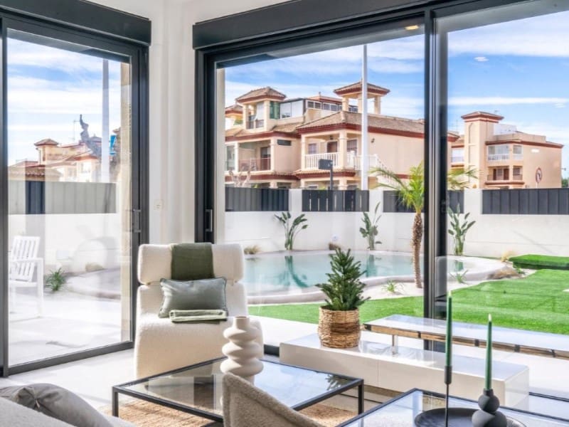 3 camera da letto Villa in vendita in Roldan con piscina - 415.950 € (Rif: 9876287)