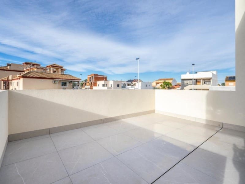 3 camera da letto Villa in vendita in Roldan con piscina - 415.950 € (Rif: 9876287)
