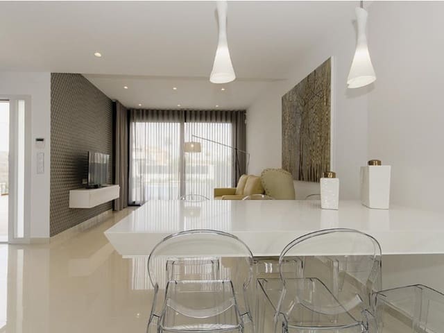4 makuuhuone Huvila myytävänä paikassa Orihuela ciudad, Orihuela mukana uima-altaan - 995 000 € (Ref: 9878729)