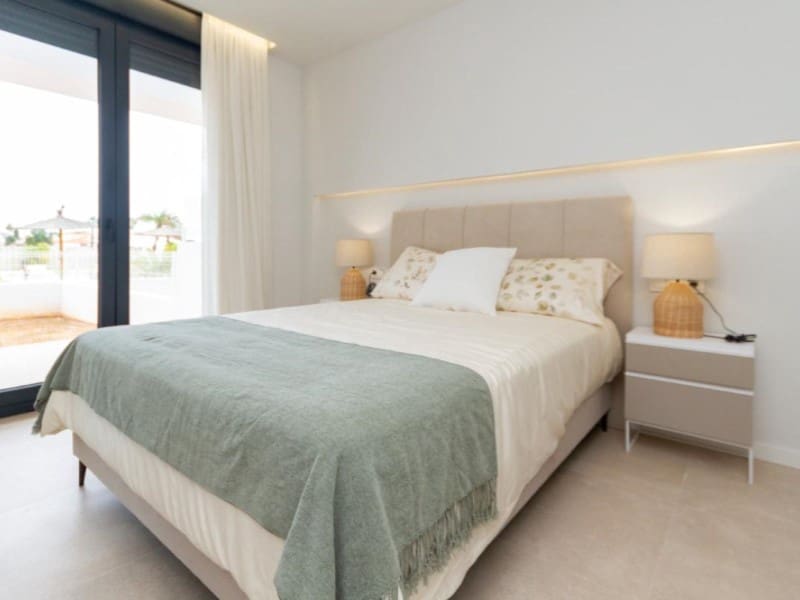 3 sovrum Lägenhet till salu i Denia med pool - 449 000 € (Ref: 9881840)