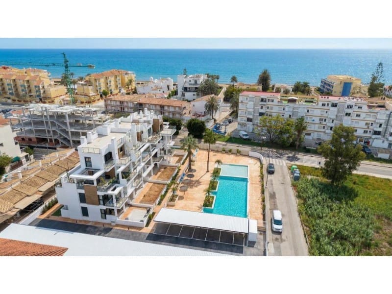 3 sovrum Lägenhet till salu i Denia med pool - 449 000 € (Ref: 9881840)