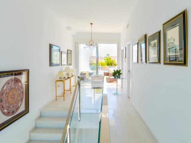 4 chambre Villa/Maison à vendre à Monte Faro - Altomar II, Santa Pola avec piscine - 805 000 € (Ref: 9881841)