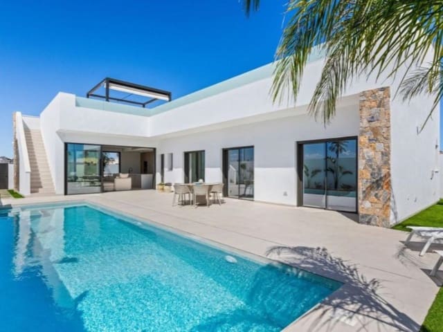 3 soverom Villa til salgs i Las Lomas de Rame - Bahía Bella, Los Alcázares med svømmebasseng - € 519 900 (Ref: 9881853)