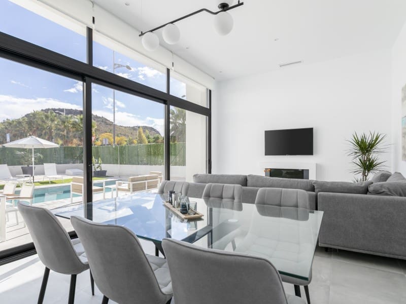 2 soveværelse Villa til salg i Calasparra med swimmingpool - € 309.000 (Ref: 9884703)
