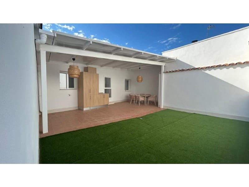 3 soveværelse Villa til salg i San Javier med swimmingpool - € 270.000 (Ref: 9888004)