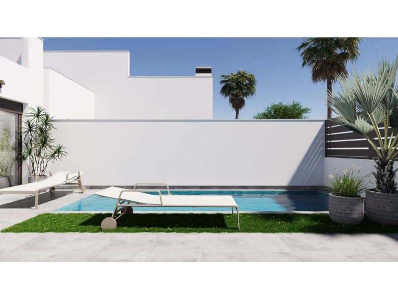 2 soveværelse Villa til salg i Roldan med swimmingpool - € 262.900 (Ref: 9888041)