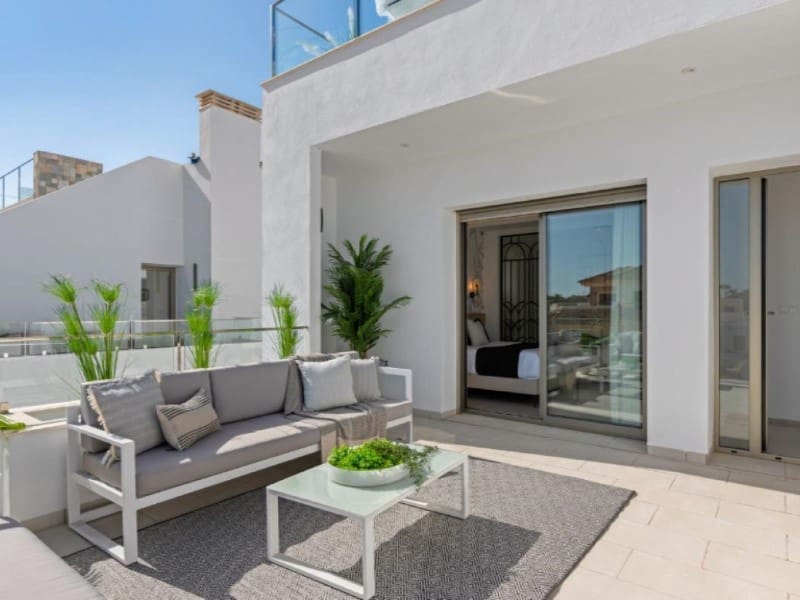3 Zimmer Villa zu verkaufen in Los Alcazares mit Pool - 479.951 € (Ref: 9890304)