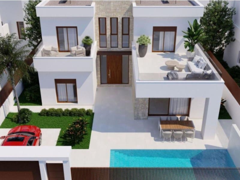 Chalet de 4 habitaciones en Orihuela en venta con piscina - 649.000 € (Ref: 9890315)