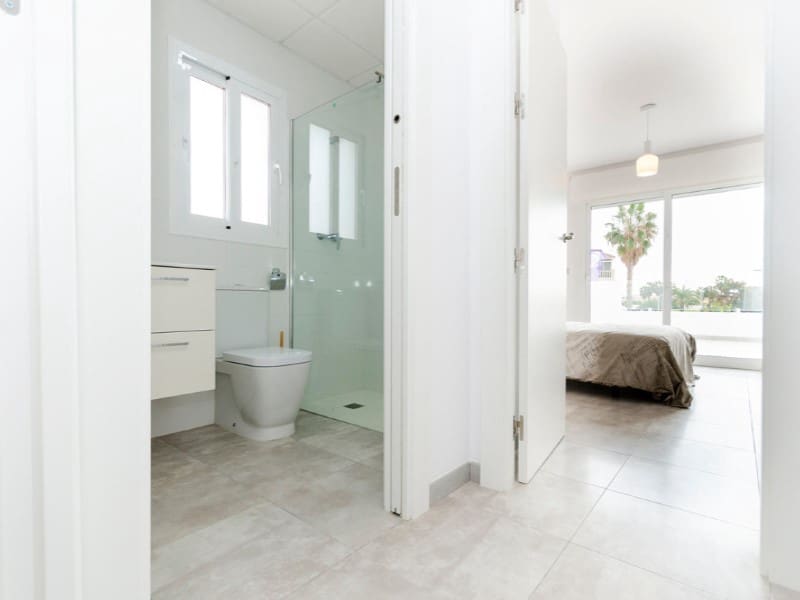 3 quarto Moradia para venda em Torrevieja com piscina - 424 000 € (Ref: 9890318)