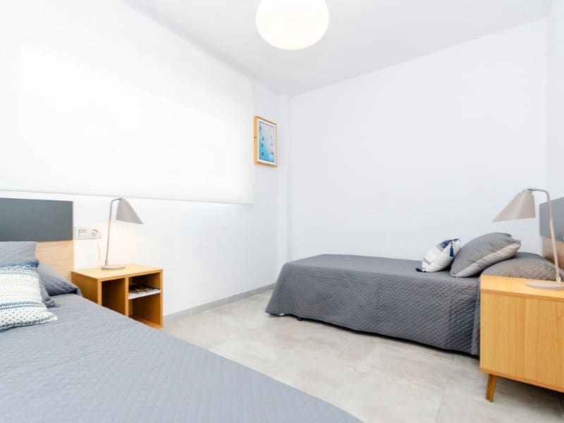 3 quarto Moradia para venda em Torrevieja com piscina - 424 000 € (Ref: 9890318)