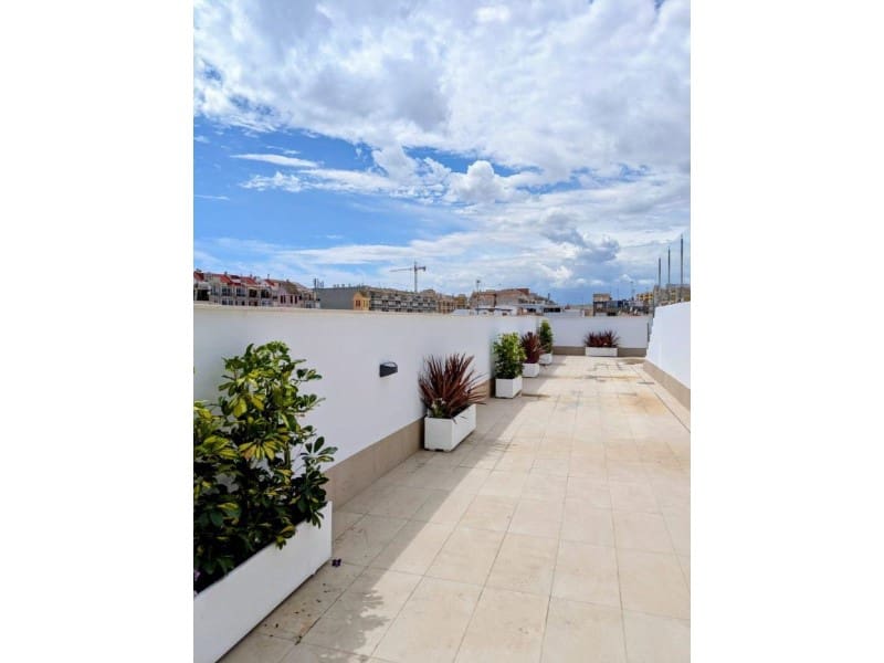 2 soveværelse Lejlighed til salg i Torrevieja med swimmingpool - € 249.000 (Ref: 9894402)