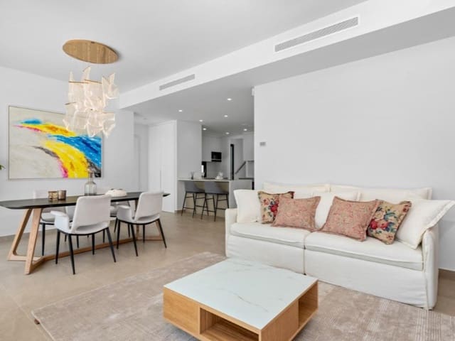 Chalet de 3 habitaciones en Orihuela ciudad, Orihuela en venta con piscina - 995.000 € (Ref: 9894424)