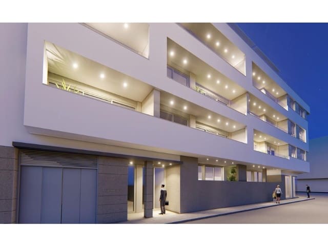 Bedrijf te koop in Las Piscinas Naturales, Torrevieja met garage - € 220.000 (Ref: 9896820)