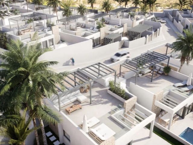 3 quarto Moradia para venda em Vera Ciudad, Vera com piscina - 341 000 € (Ref: 9900642)