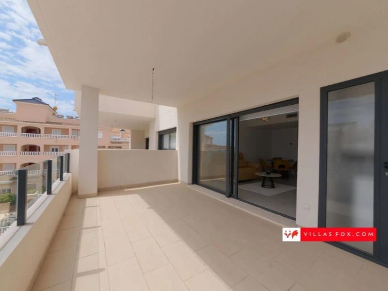 Apartamento de 3 habitaciones en San Miguel de Salinas en venta con piscina - 322.000 € (Ref: 9913070)