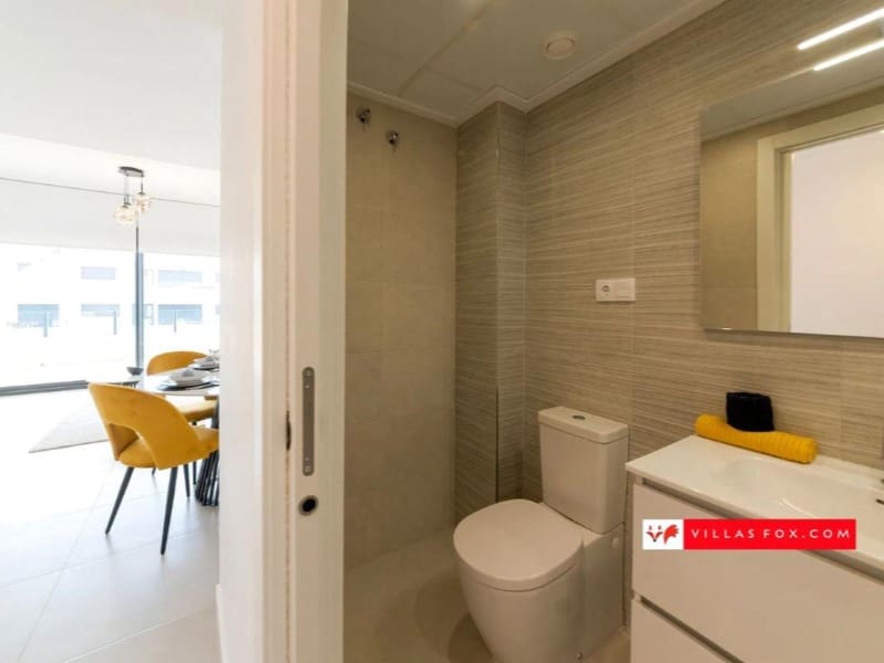 Apartamento de 3 habitaciones en San Miguel de Salinas en venta con piscina - 322.000 € (Ref: 9913070)