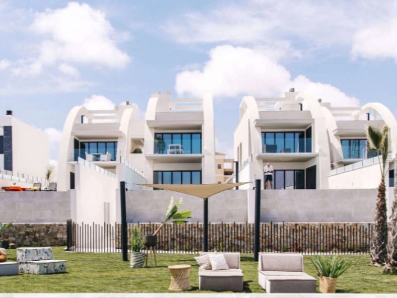 4 bedroom Apartment for sale in Rojales with pool - € 599,000 (Ref: 9927313)