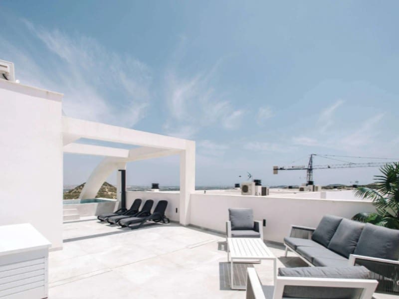 4 bedroom Apartment for sale in Rojales with pool - € 599,000 (Ref: 9927313)