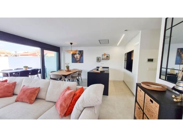3 sypialnia Willa na sprzedaż w San Pedro del Pinatar ciudad, San Pedro del Pinatar z basenem - 445 000 € (Ref: 9927329)